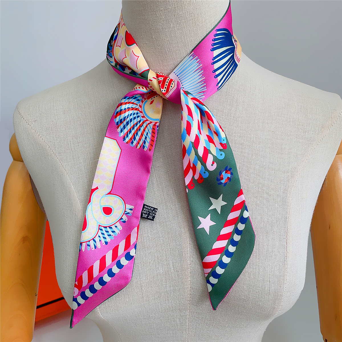 Brand Design Twill 100% Silk S - Silk Neck Scarf recension och pris