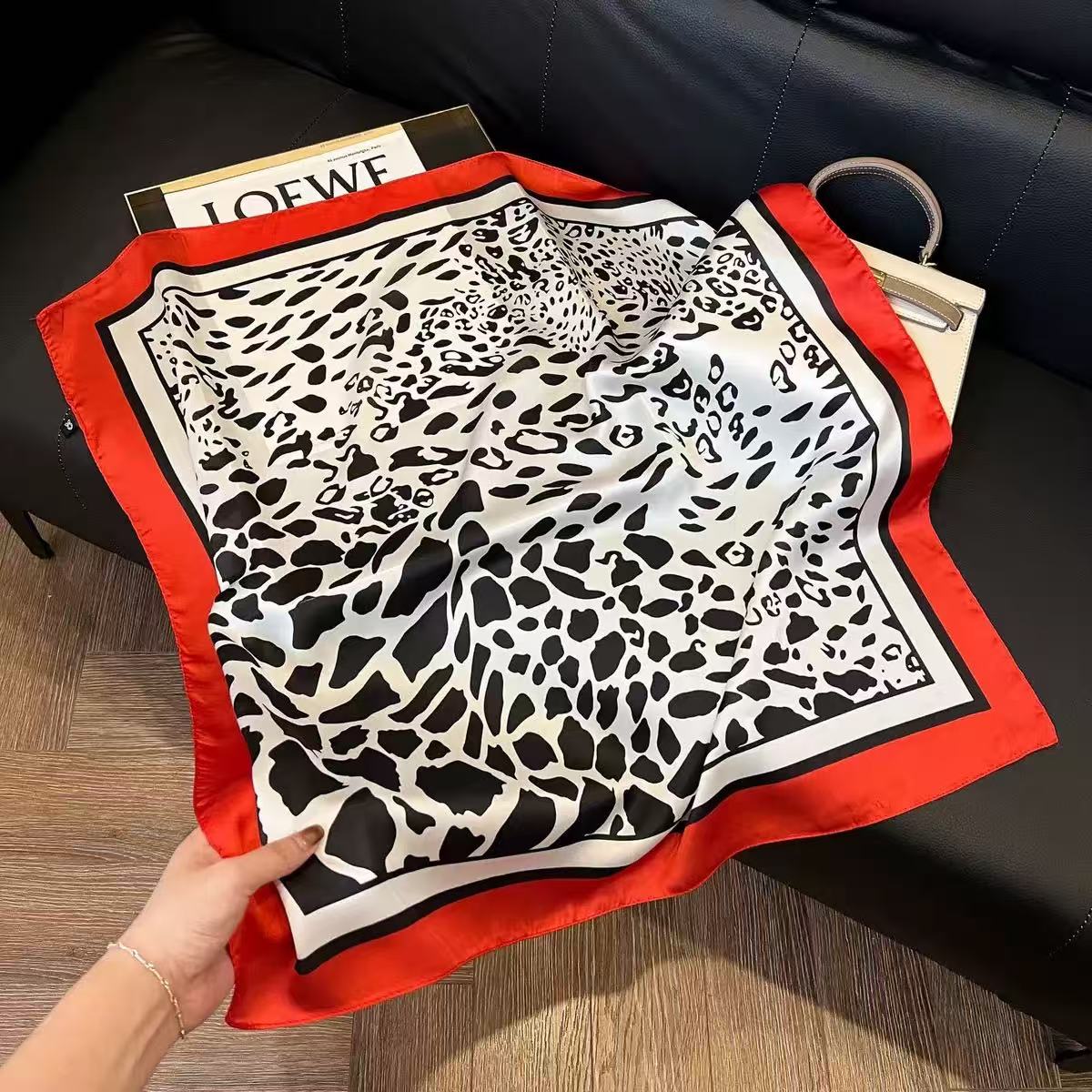 1pc Faux Silk Retro Leopard Pr - Bandana Cotton recension och pris